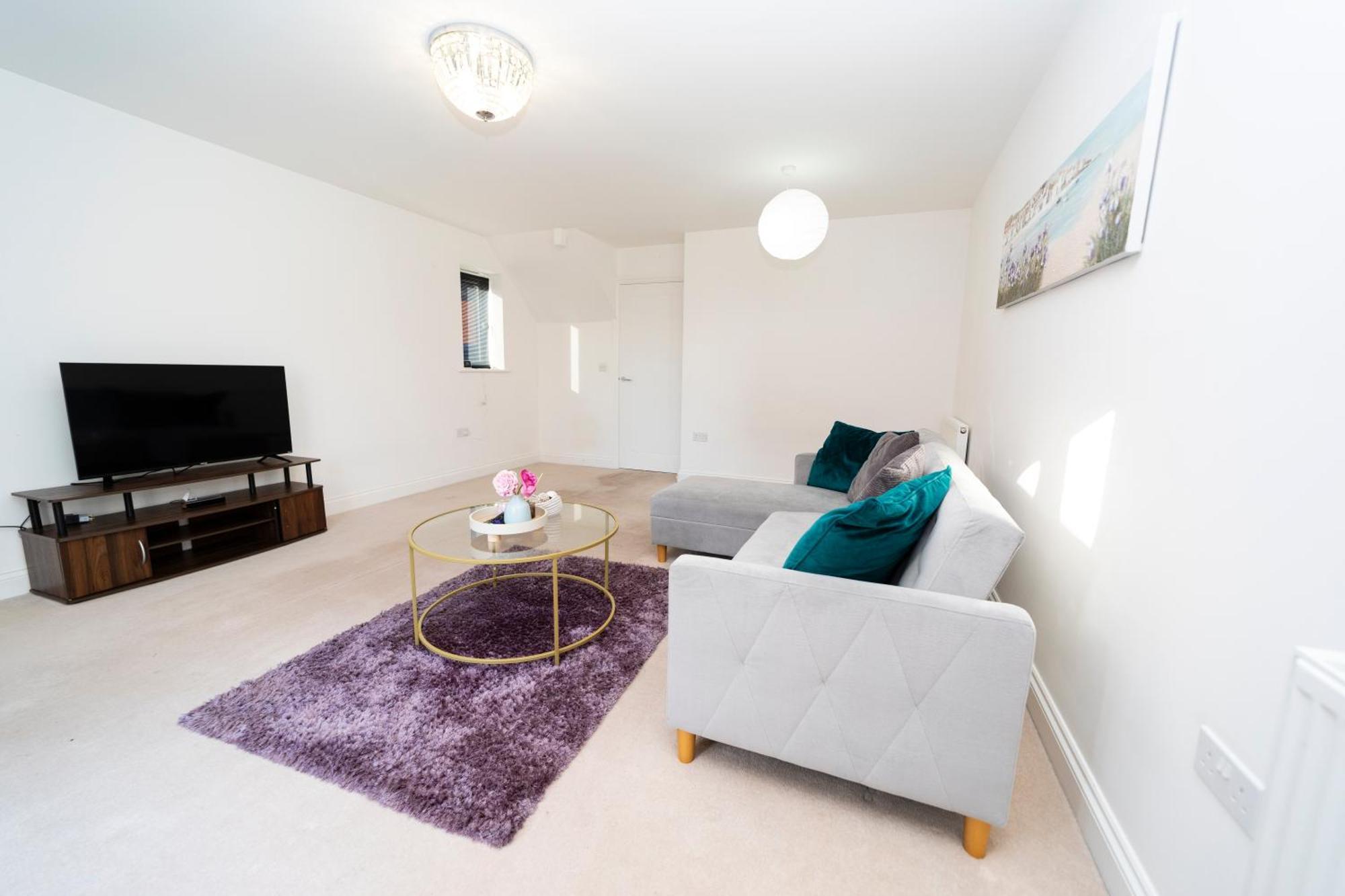 Holiday home Specious Modern 3-bed House Near Centre Reading